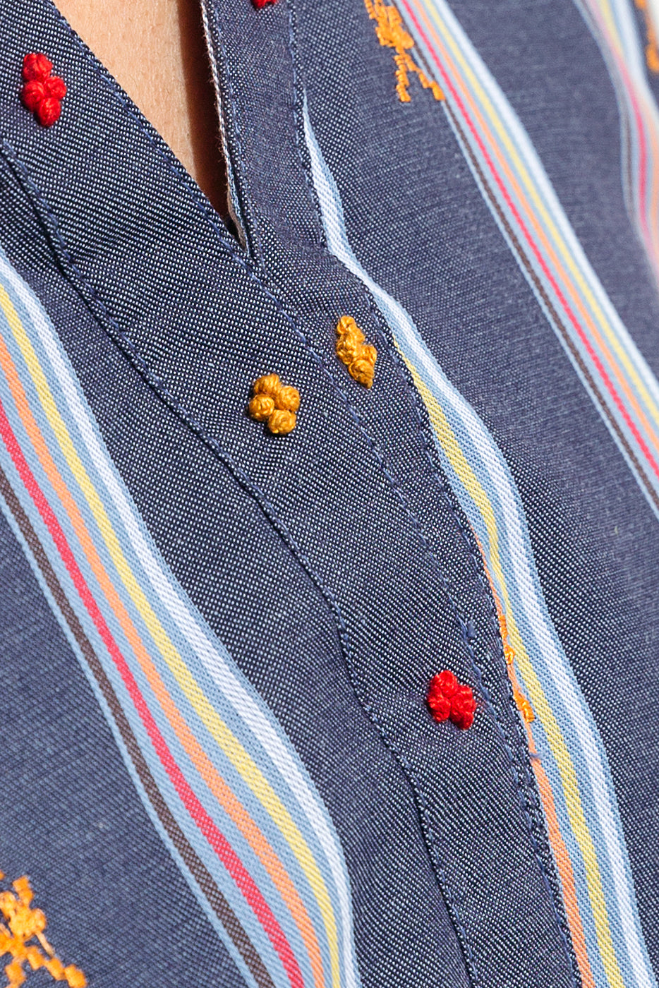 EMBROIDERED SHIRT