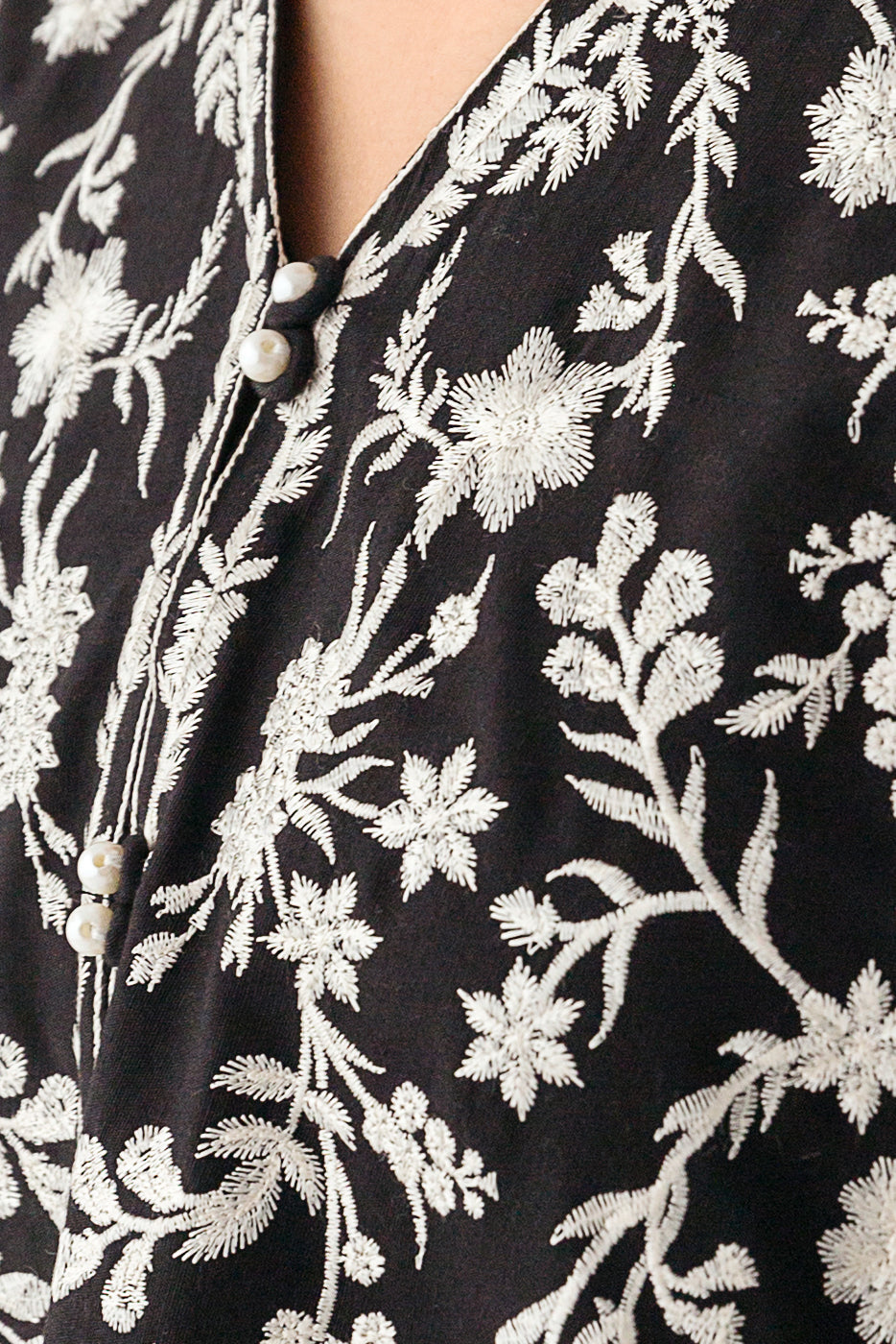 EMBROIDERED KHADDAR SHIRT (PRET)