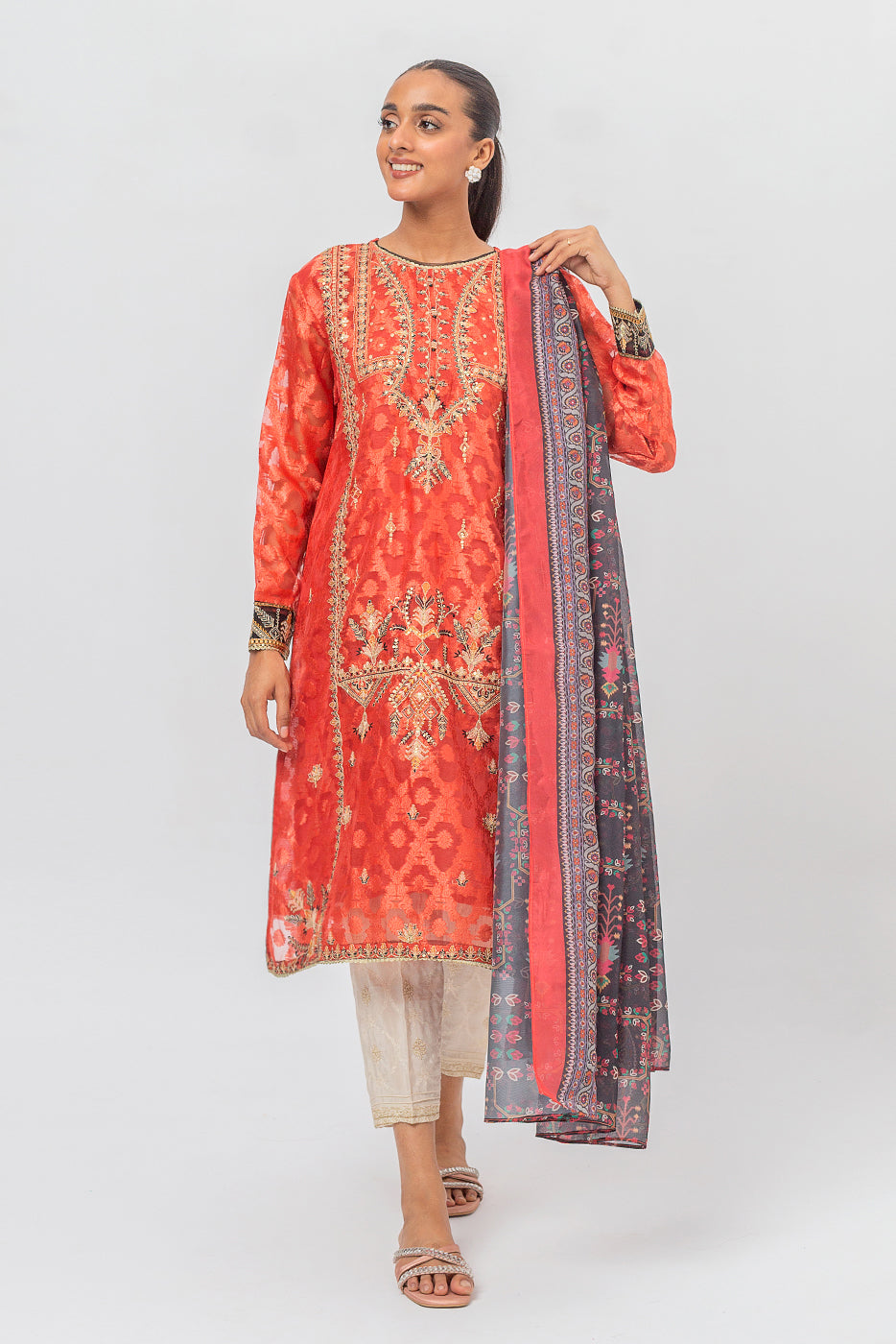 2 PIECE EMBROIDERED JACQUARD SUIT (LUXURY PRET)