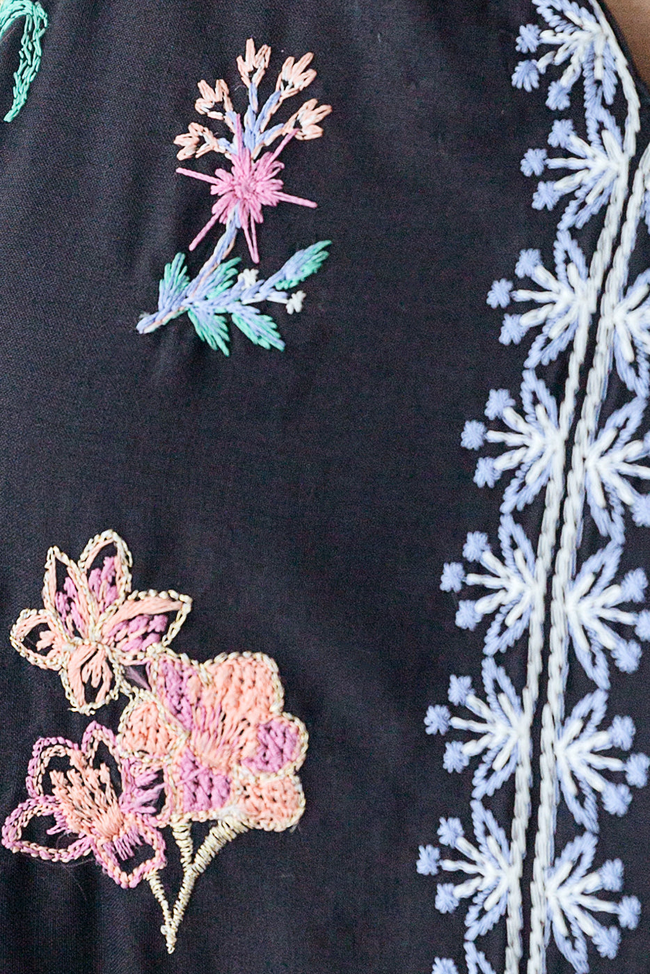 EMBROIDERED LAWN SHIRT (PRET)