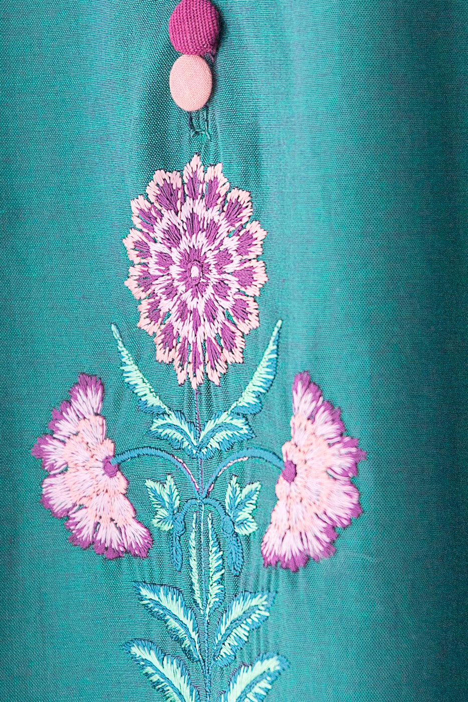 EMBROIDERED CHAMBRAY SHIRT (PRET)