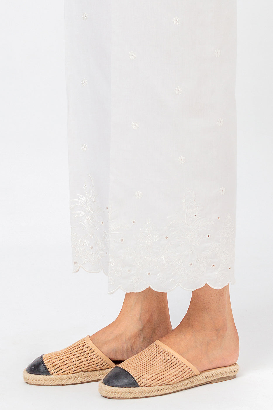 EMBROIDERED STRAIGHT PANTS