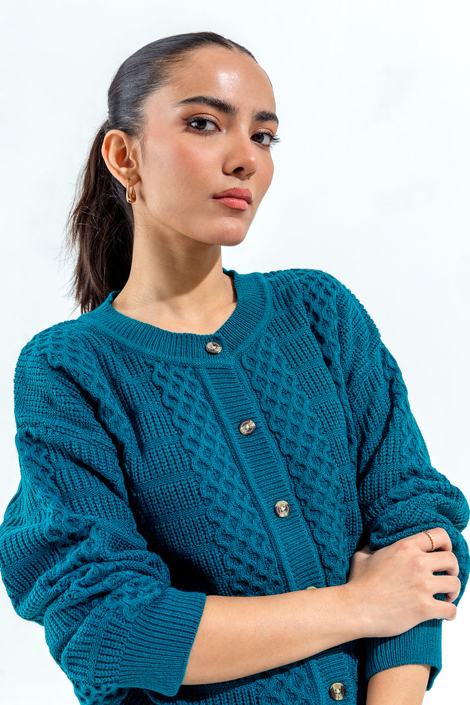 KNITTED CREW NECK CARDIGAN