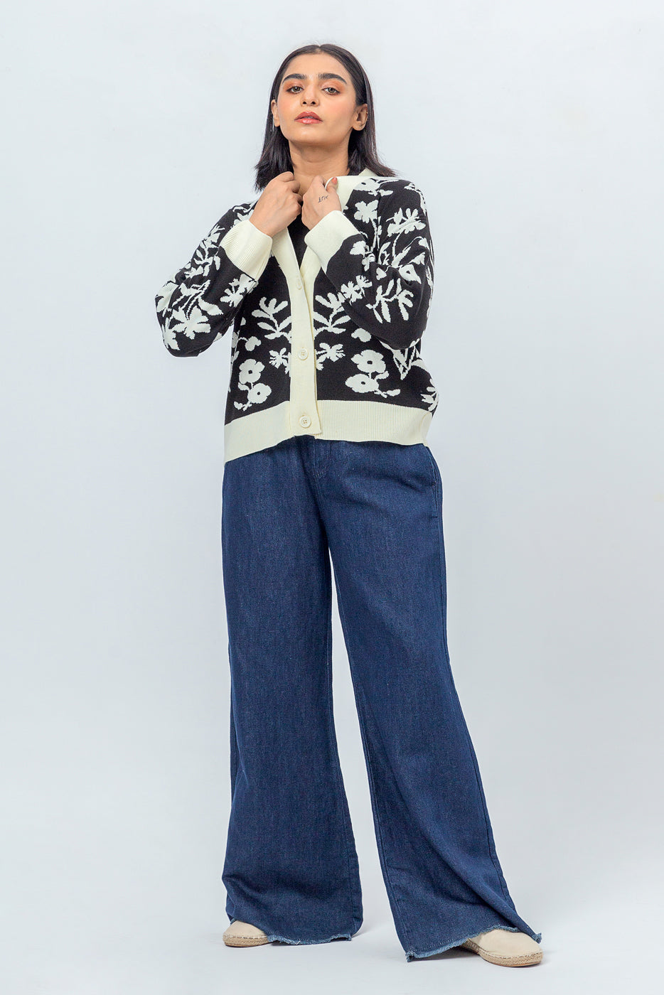 FLORAL CARDIGAN