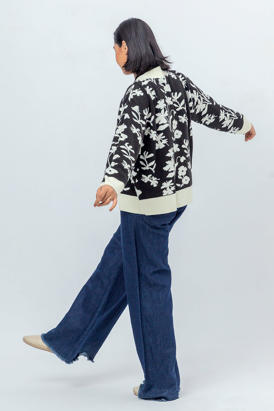 FLORAL CARDIGAN