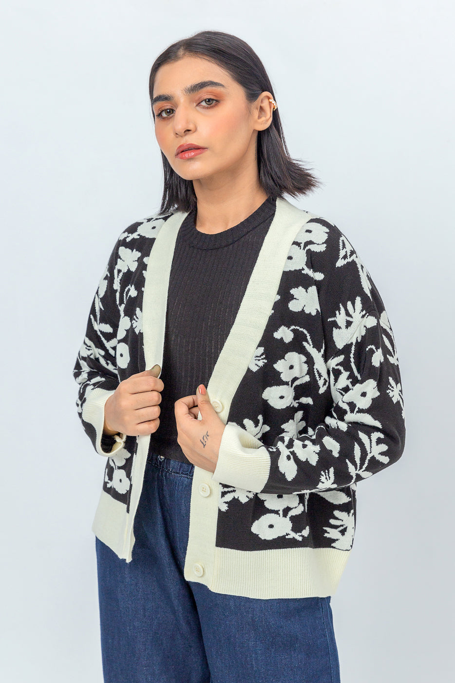 FLORAL CARDIGAN