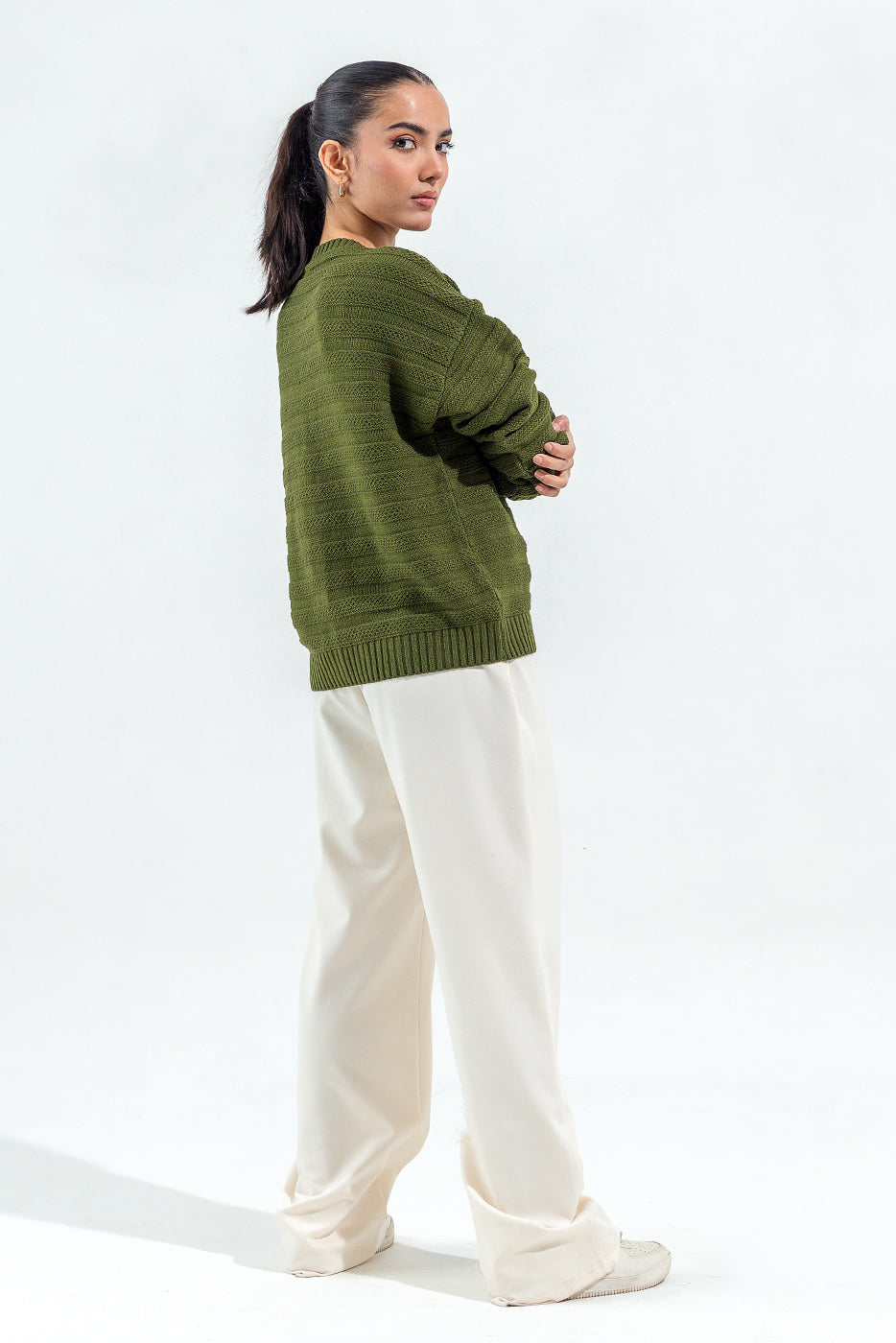 KNITTED CREW NECK CARDIGAN