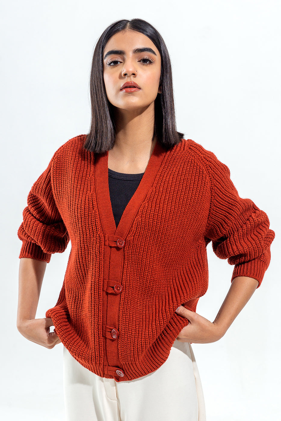 KNITTED CARDIGAN