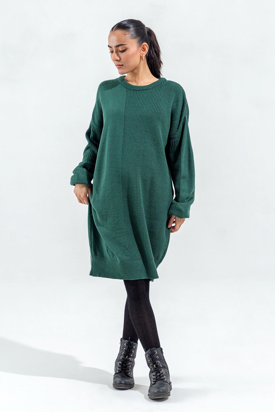 KNITTED KNEE LENGTH DRESS