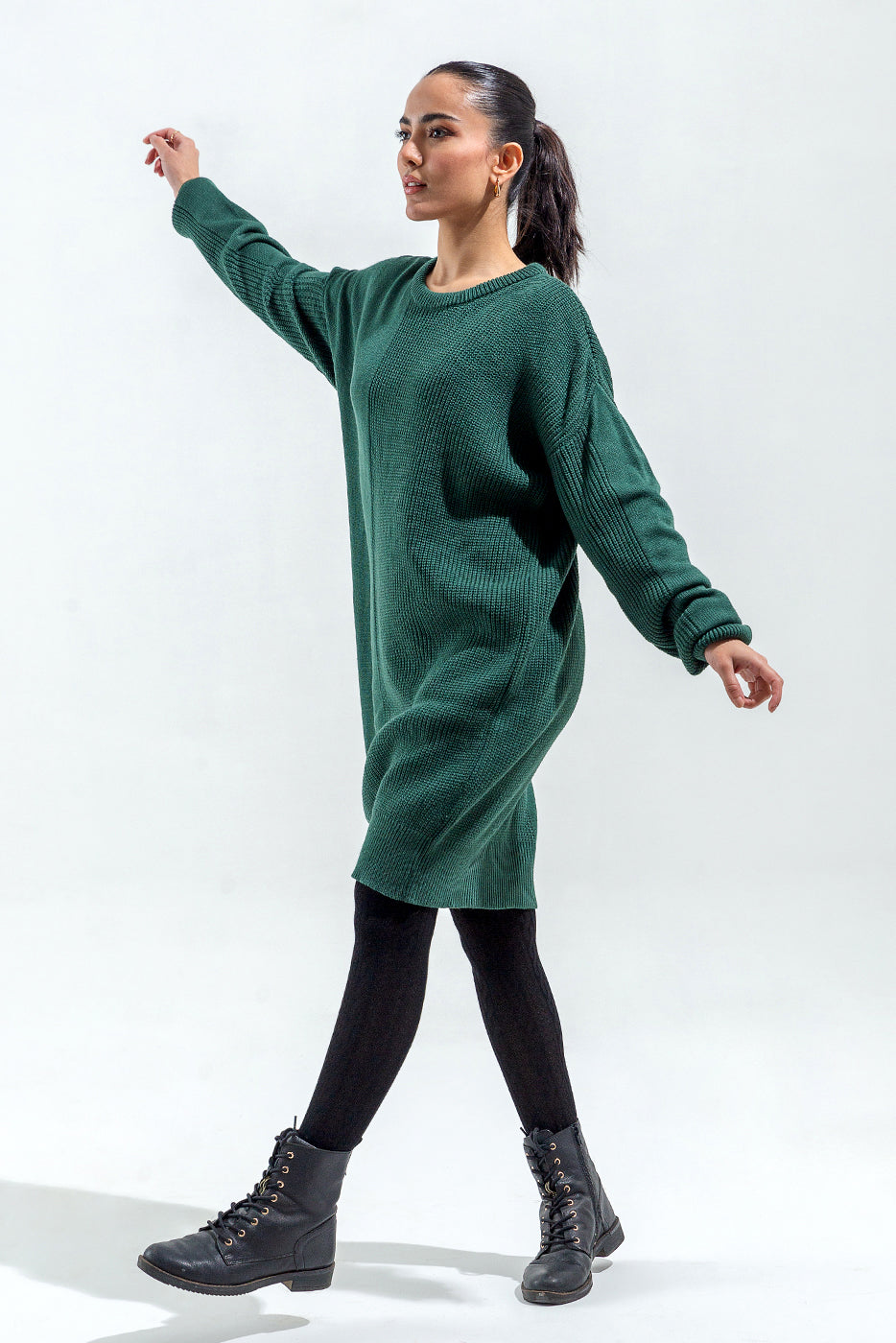 KNITTED KNEE LENGTH DRESS