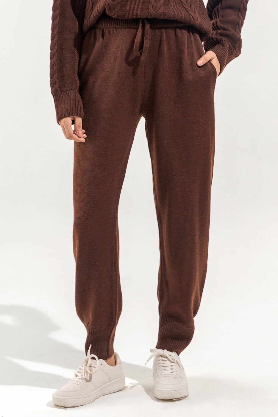 KNITTED JOGGER PANTS