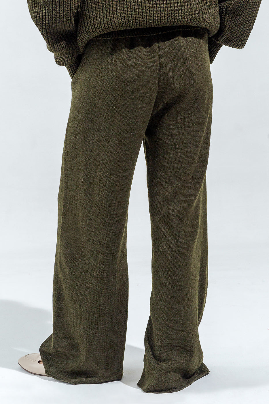 KNITTED WIDE LEG TROUSER