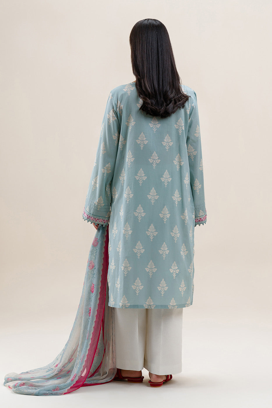 2 PIECE EMBROIDERED LAWN SUIT-ARCTIC BLUE (UNSTITCHED)