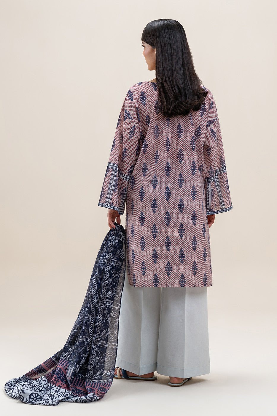 3 PIECE PRINTED LAWN SUIT-ROUGE GLEAM (UNSTITCHED)