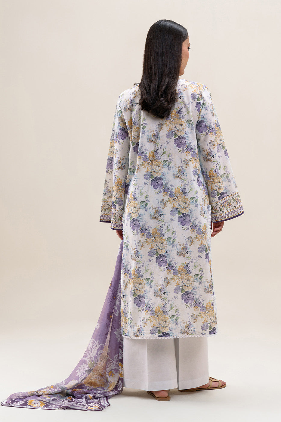3 PIECE PRINTED LAWN SUIT-FLORET MUSK (UNSTITCHED)