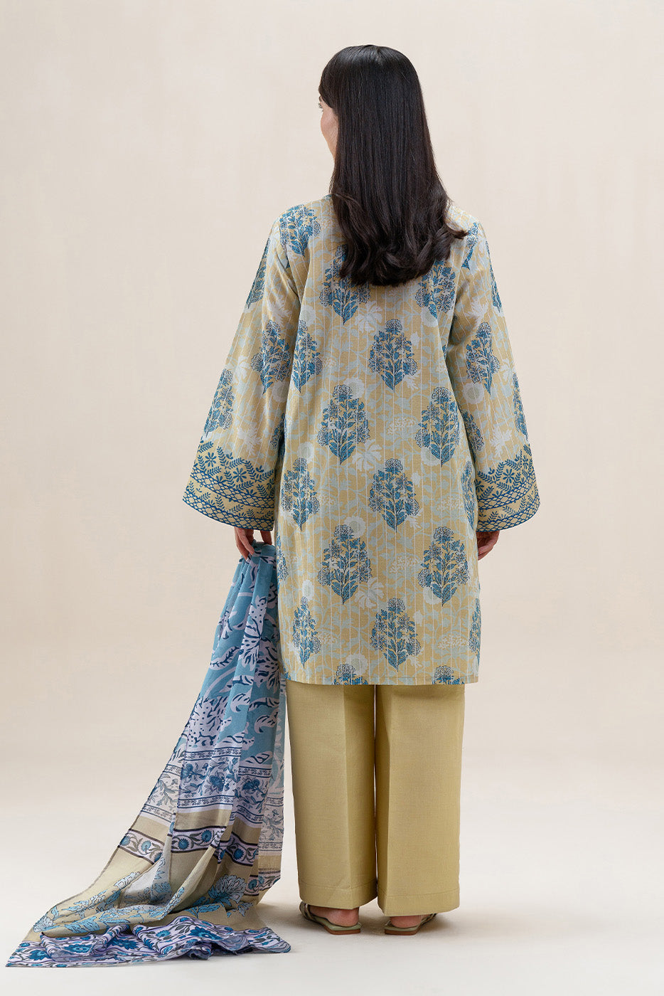 3 PIECE PRINTED LAWN SUIT-GOLD MUSE (UNSTITCHED)
