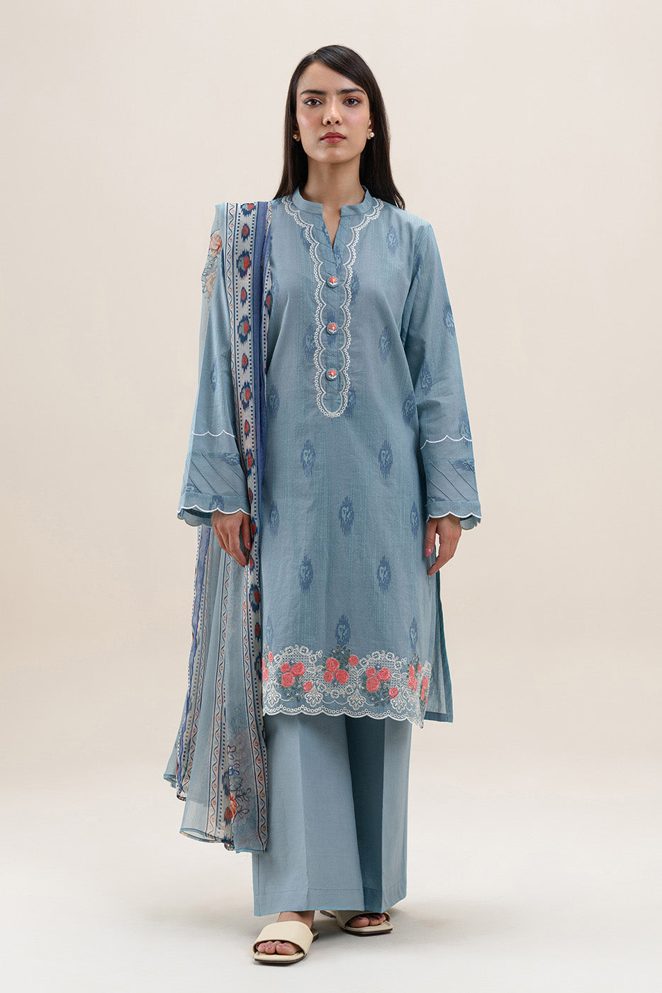 2 PIECE EMBROIDERED LAWN SUIT-AQUA ICE (UNSTITCHED)