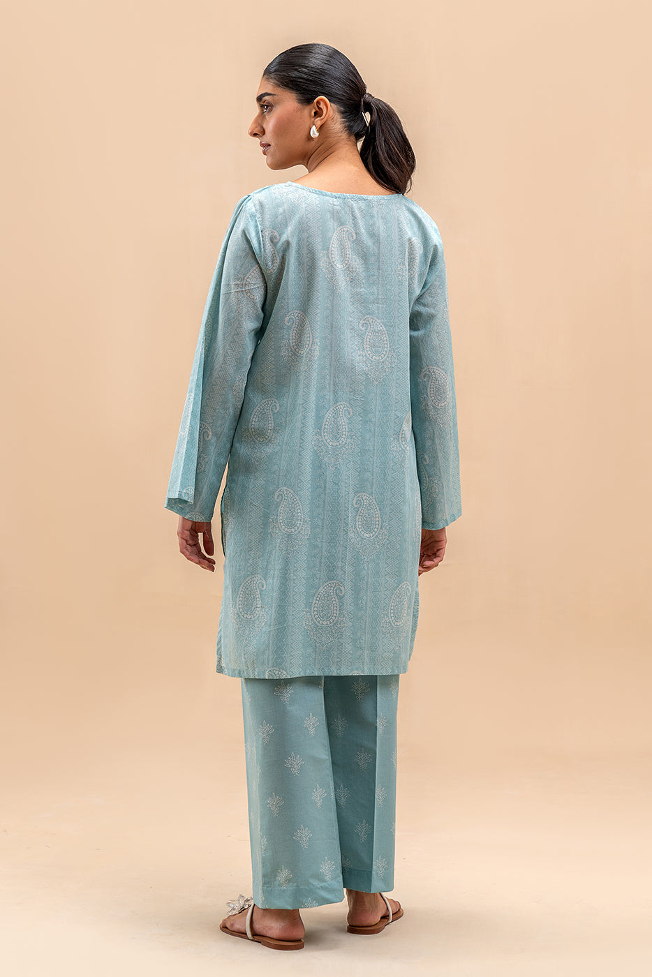 2 PIECE PRINTED LAWN SUIT-ICEBERG GRIS (UNSTITCHED)