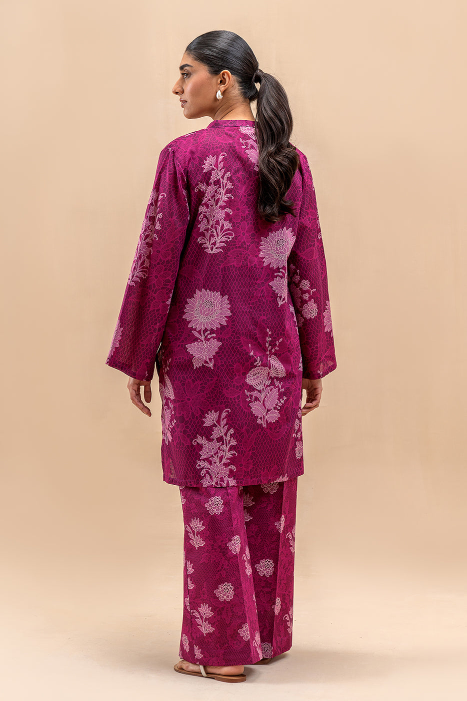 2 PIECE PRINTED LAWN SUIT-SANGRIA NOIR (UNSTITCHED)