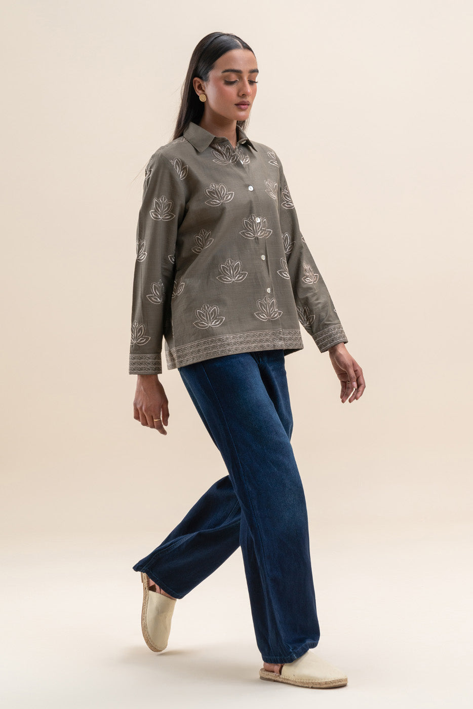 EMBROIDERED WOVEN TOPS (WESTERN)