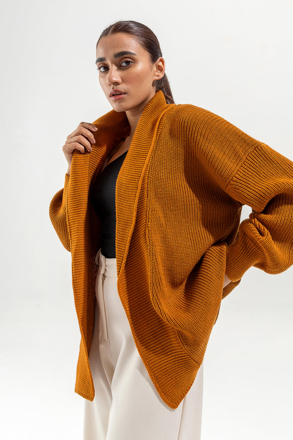 KNITTED SHRUG