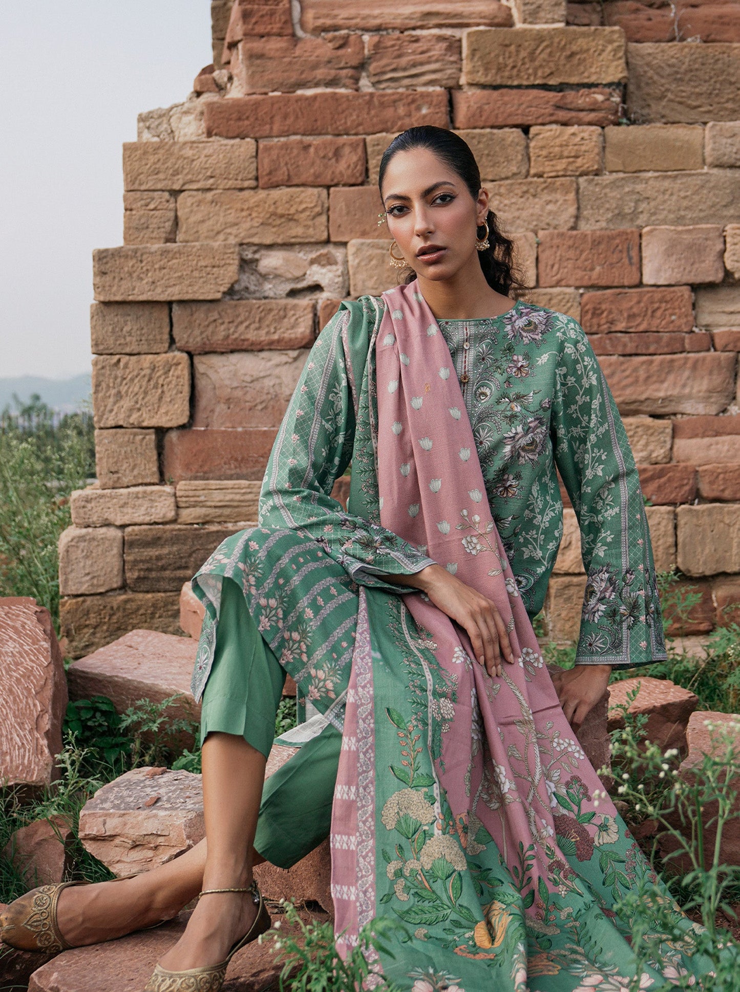 3 PIECE - PRINTED KHADDAR SUIT - SERENE PROMISE MORBAGH WN_22