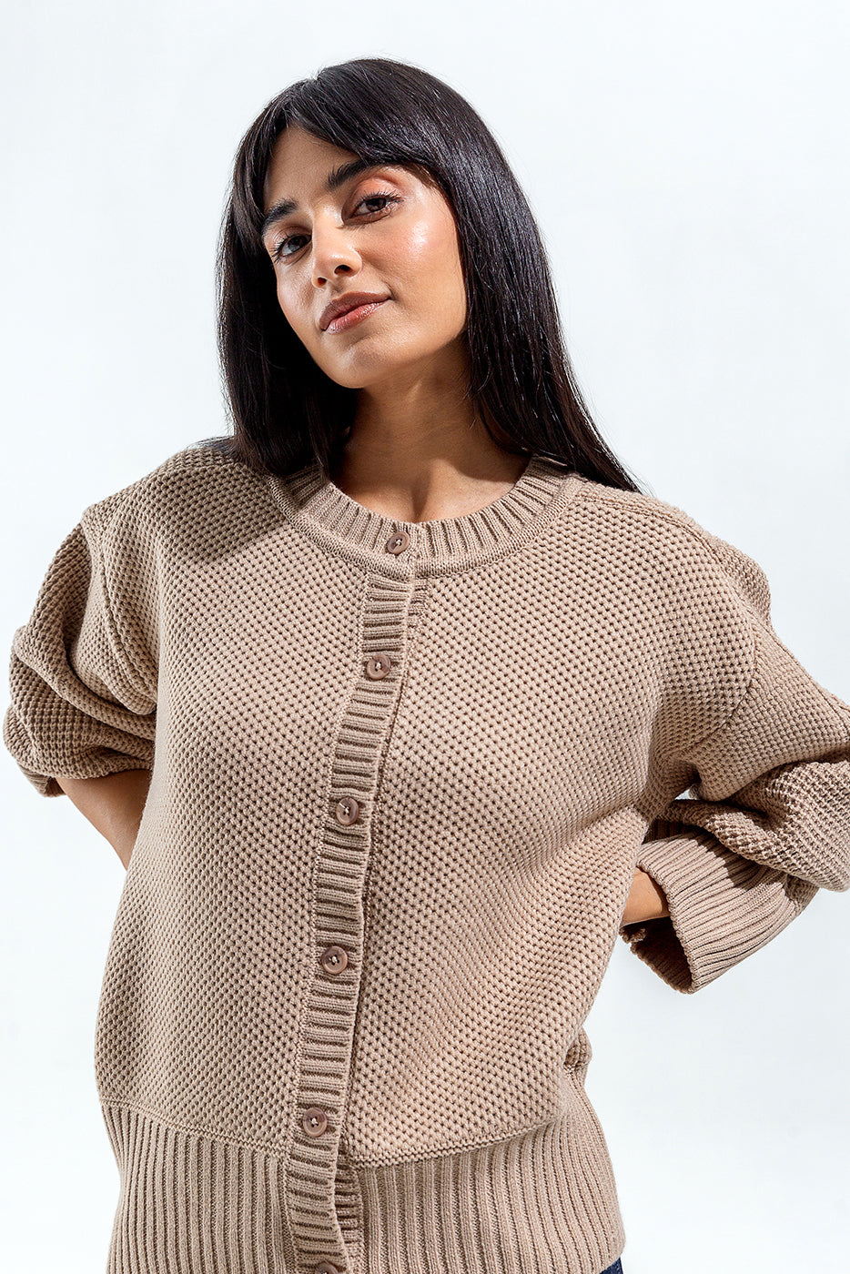 KNITTED CREW NECK CARDIGAN