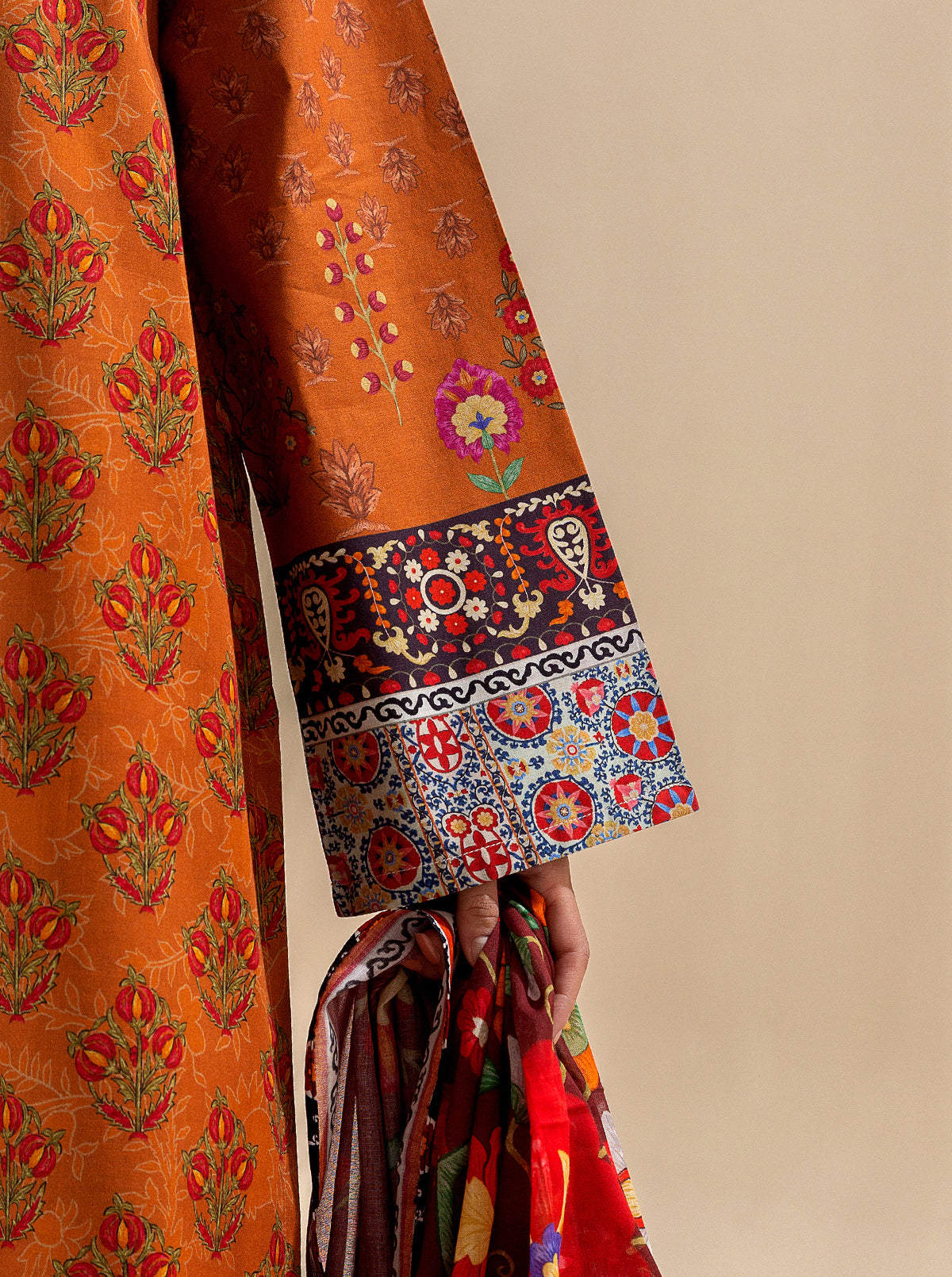 2 PIECE PRINTED LAWN SUIT-ROYAL FACADES (UNSTITCHED) BT-MORBAGH SU_24