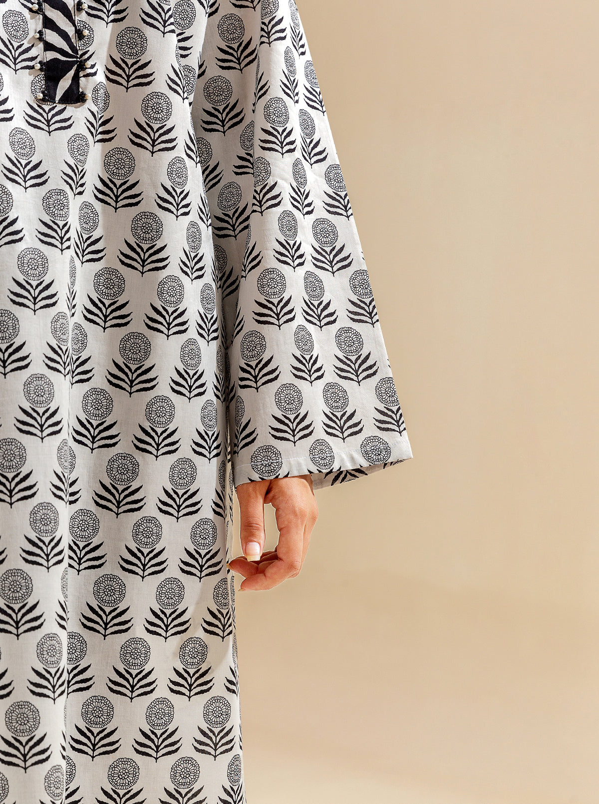 2 PIECE PRINTED LAWN SUIT - ETHNIC VIBE BT-MORBAGH SU_24