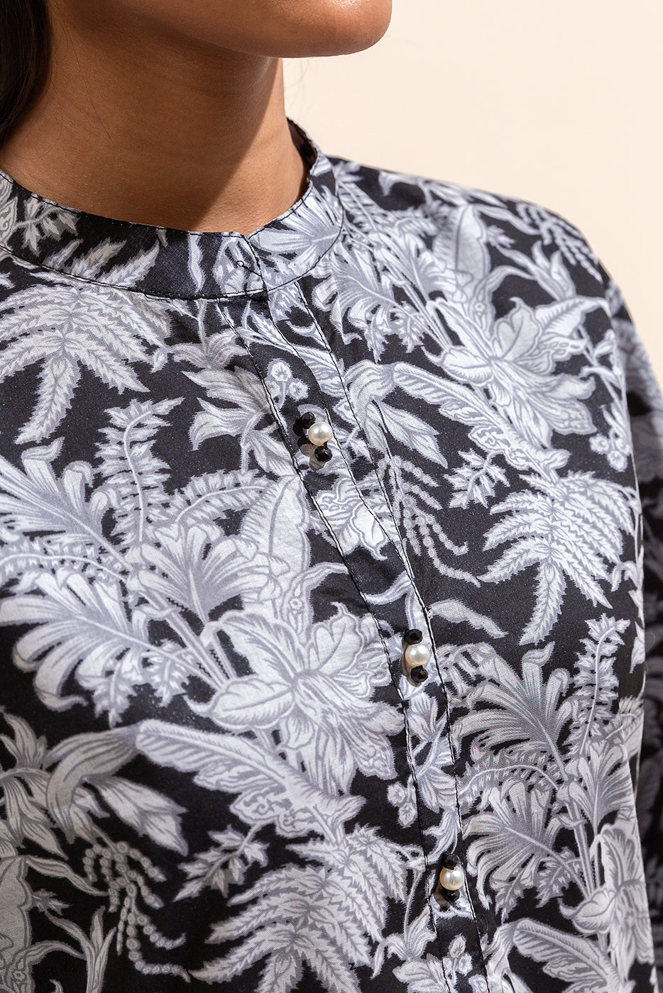 2 PIECE PRINTED LAWN SUIT-CHINTZ ERA (UNSTITCHED)