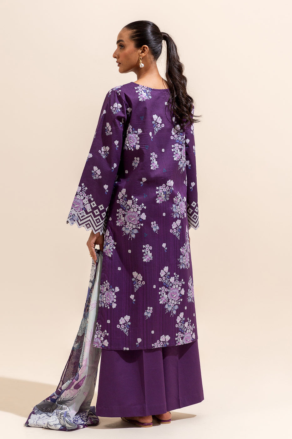 3 PIECE PRINTED LAWN SUIT-AMARANTH ANGLE (UNSTITCHED)