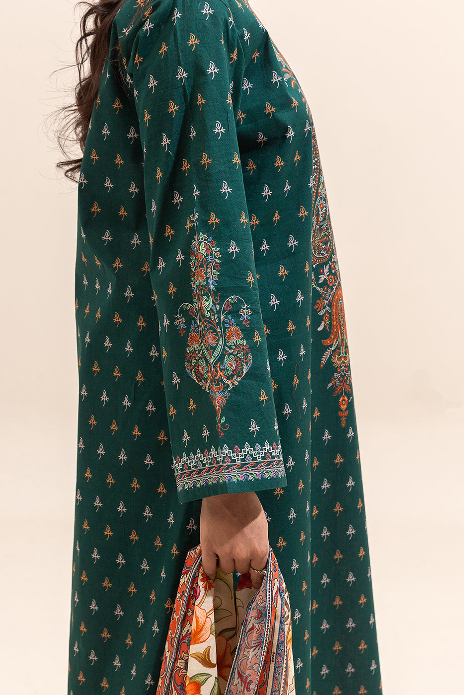 3 PIECE PRINTED LAWN SUIT-PAISLEY POISON (UNSTITCHED)