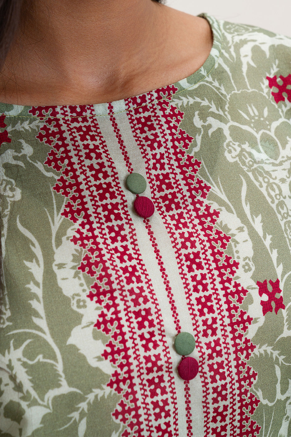 3 PIECE PRINTED LAWN SUIT-BAROQUE MEADOW (UNSTITCHED)