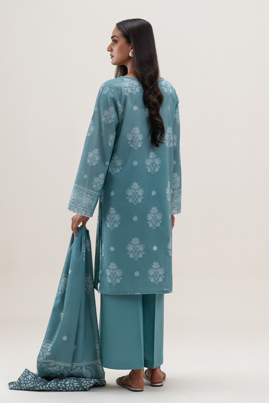 3 PIECE PRINTED LAWN SUIT-BLUE FOLIAGE (UNSTITCHED)
