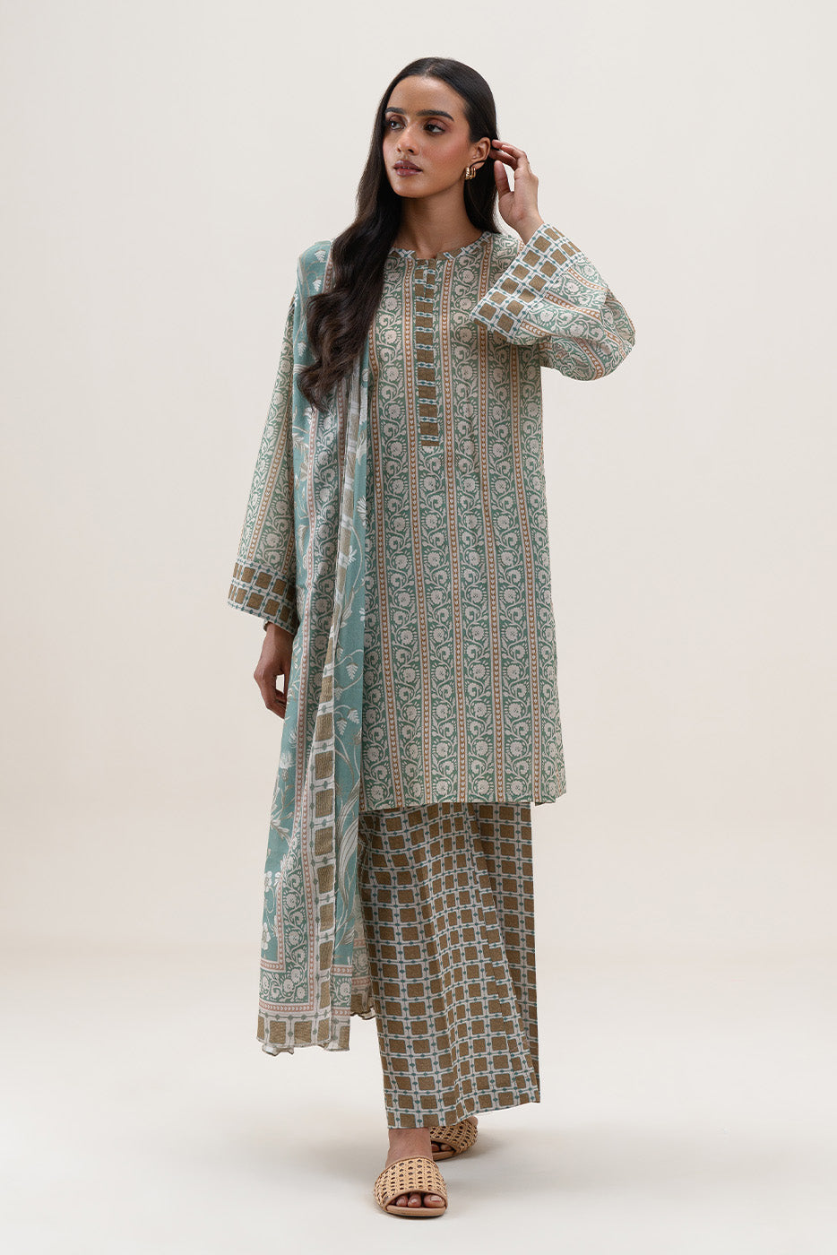 3 PIECE PRINTED LAWN SUIT-RAVEN SHED (UNSTITCHED)