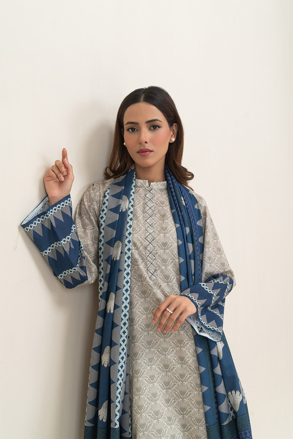 3 PIECE PRINTED LAWN SUIT-POWDER PUFF (UNSTITCHED)