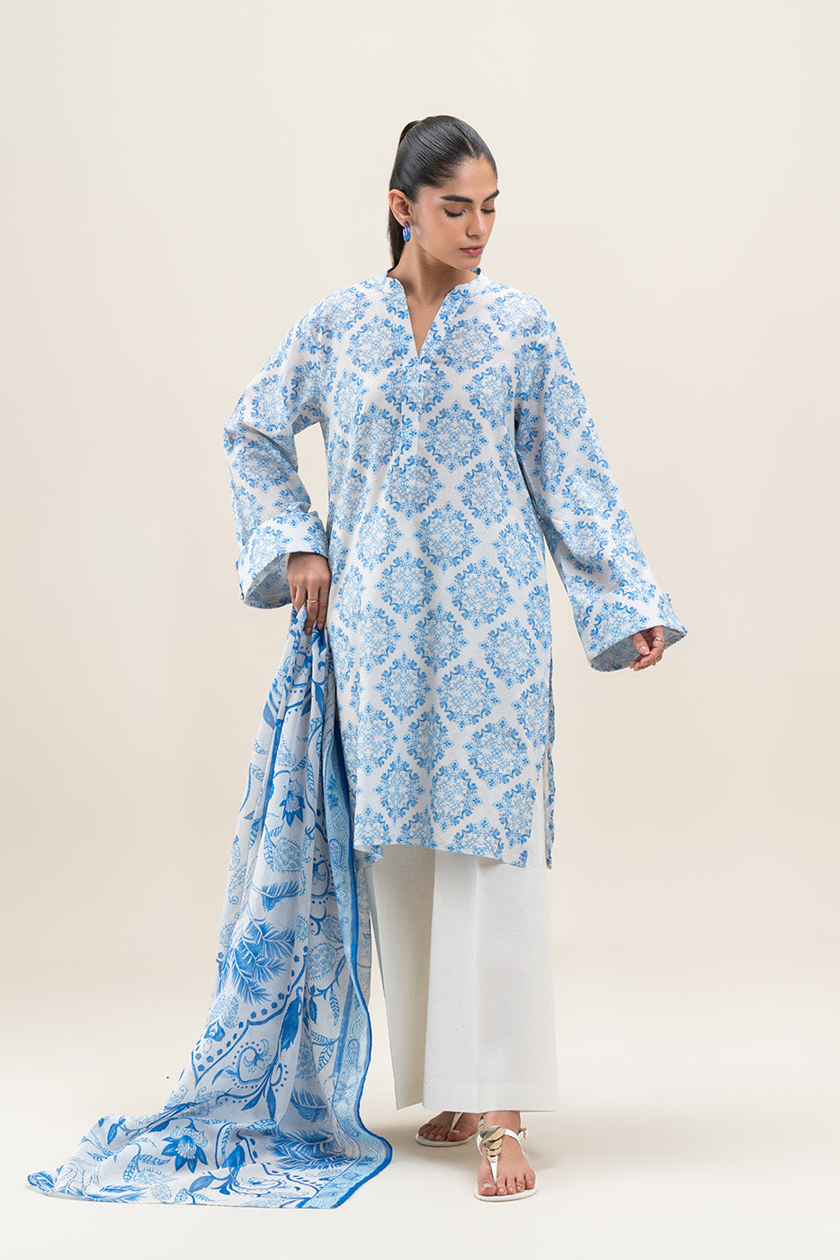 2 PIECE PRINTED LAWN LAWN SUIT-SLATE BLUE (UNSTITCHED)