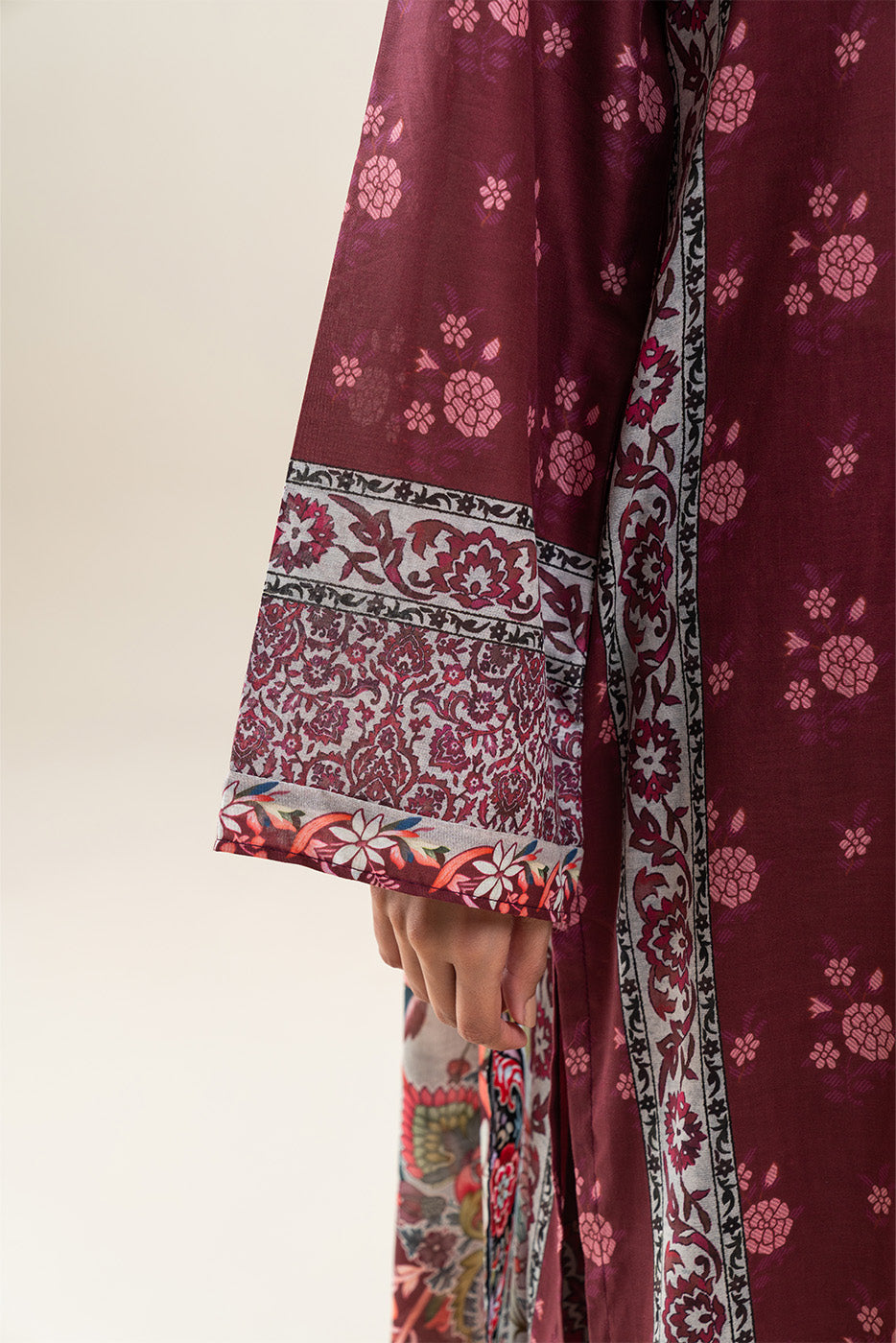 3 PIECE PRINTED LAWN SUIT-GARNET BLISS (UNSTITCHED)