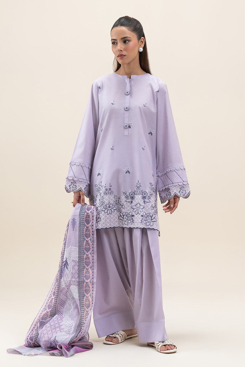 3 PIECE EMBROIDERED LAWN SUIT-LAVENDER WEFT (UNSTITCHED)