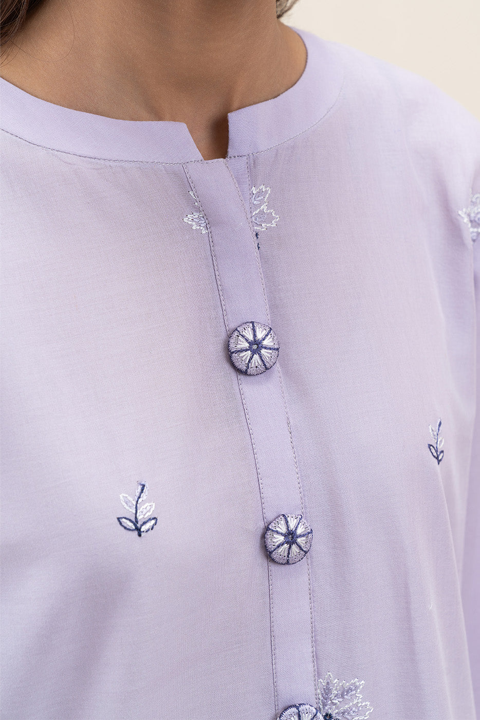 3 PIECE EMBROIDERED LAWN SUIT-LAVENDER WEFT (UNSTITCHED)