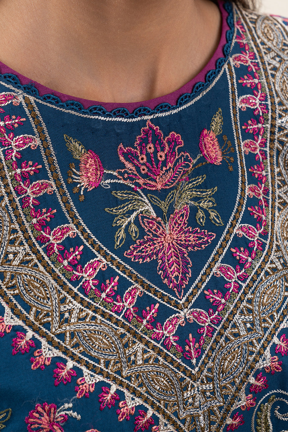 3 PIECE EMBROIDERED LAWN SUIT-CERULEAN DREAM (UNSTITCHED)