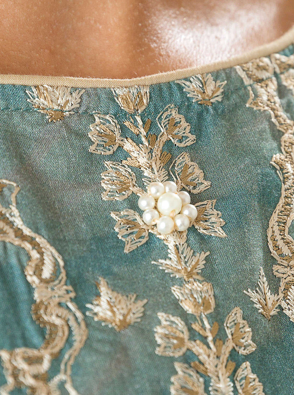 3 PIECE - EMBROIDERED LAWN SUIT - GEMSTONE TEAL MORBAGH SU_22