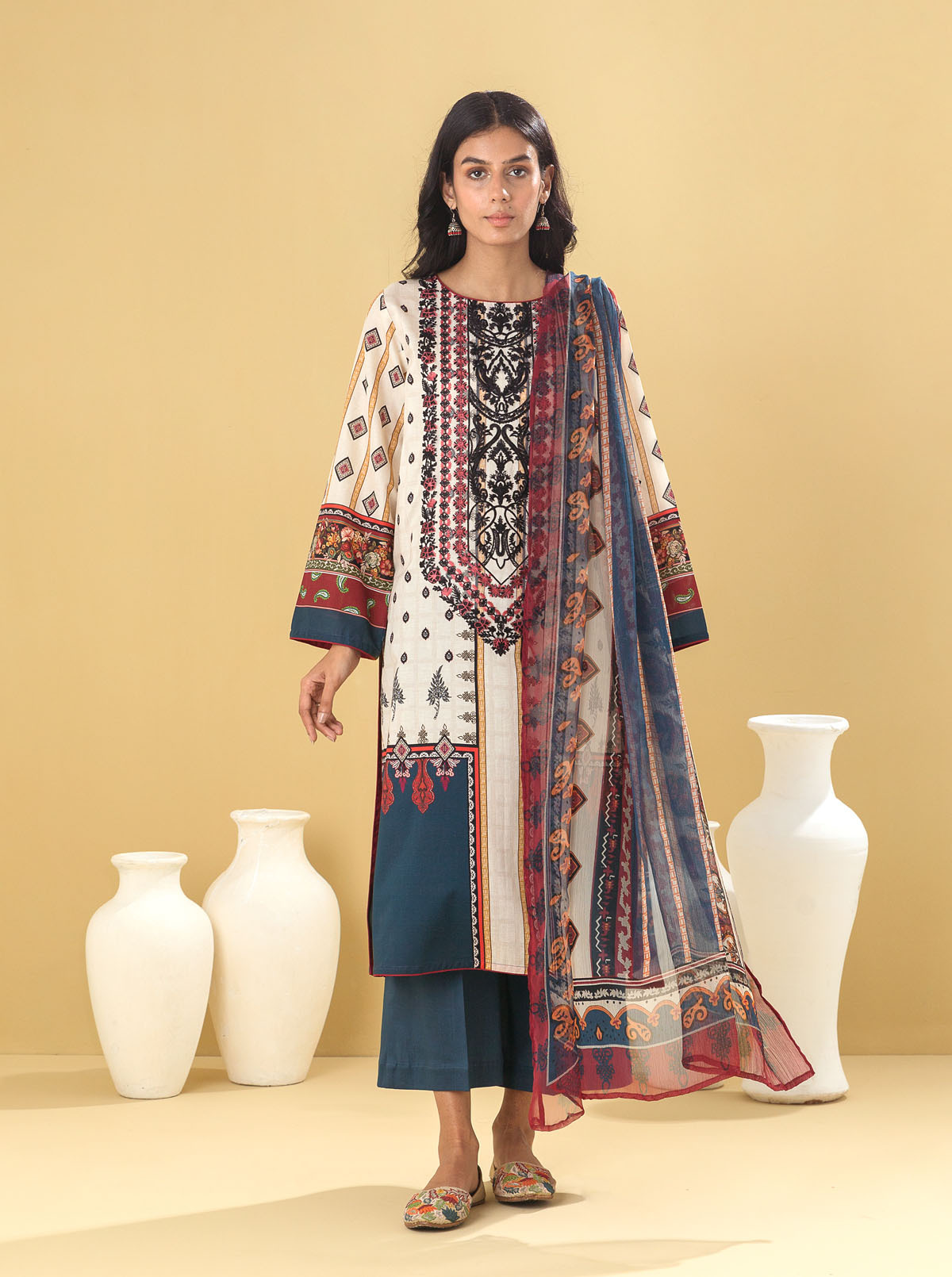 3 PIECE - EMBROIDERED LAWN SUIT - PEARLY JEWEL MORBAGH SU_22