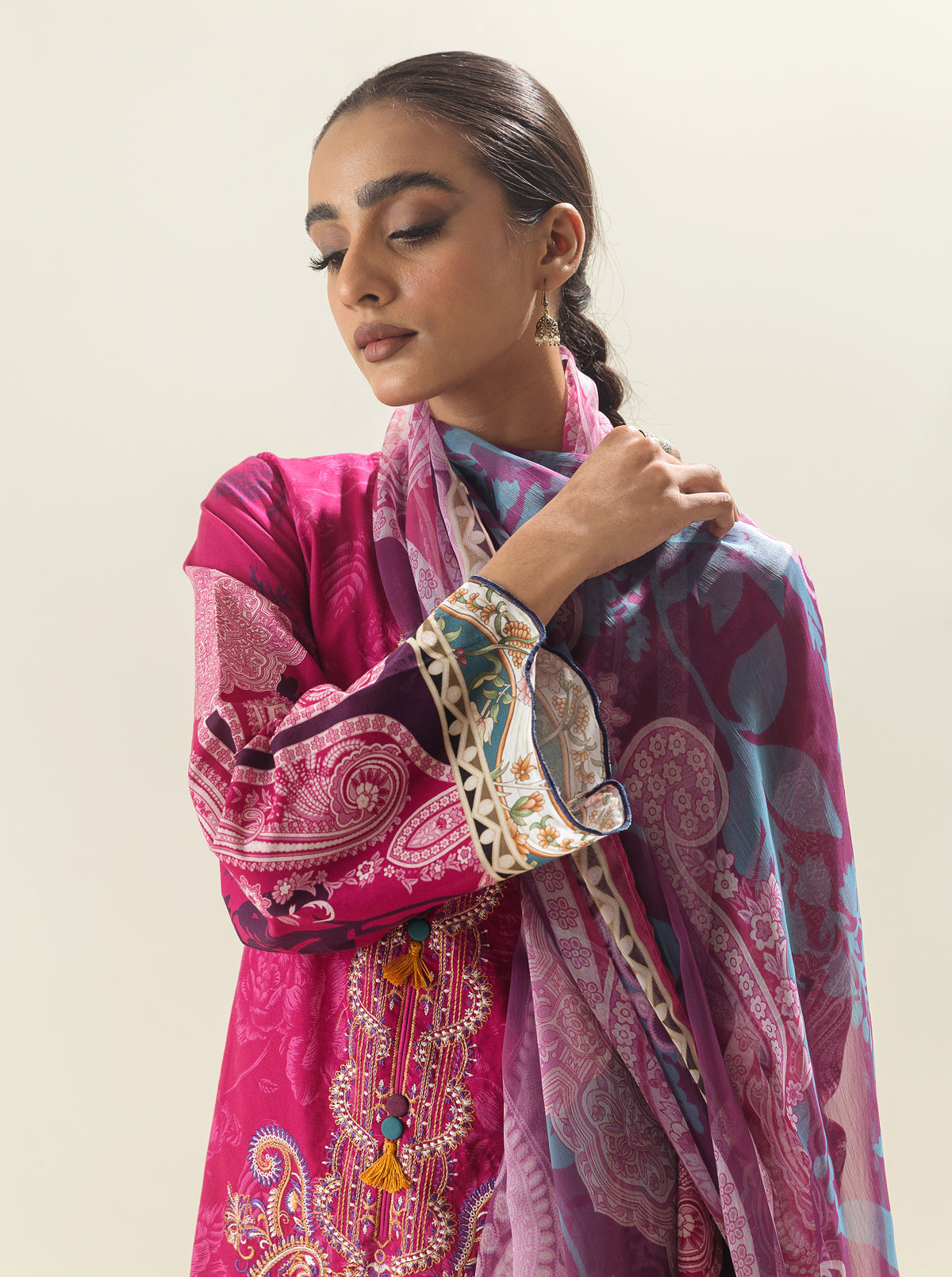 3 PIECE - EMBROIDERED LAWN SUIT - MAGENTA MUSE MORBAGH SU_23