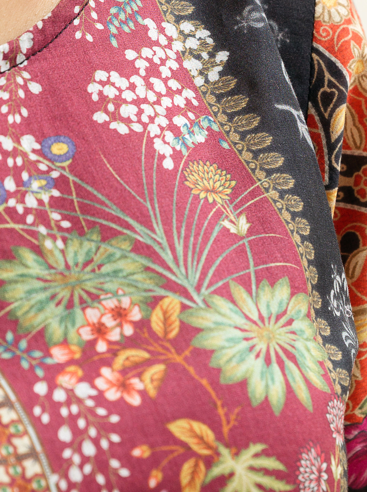 3 PIECE - PRINTED LAWN SUIT - FLOWER OF THE ORIENT MORBAGH SU_23