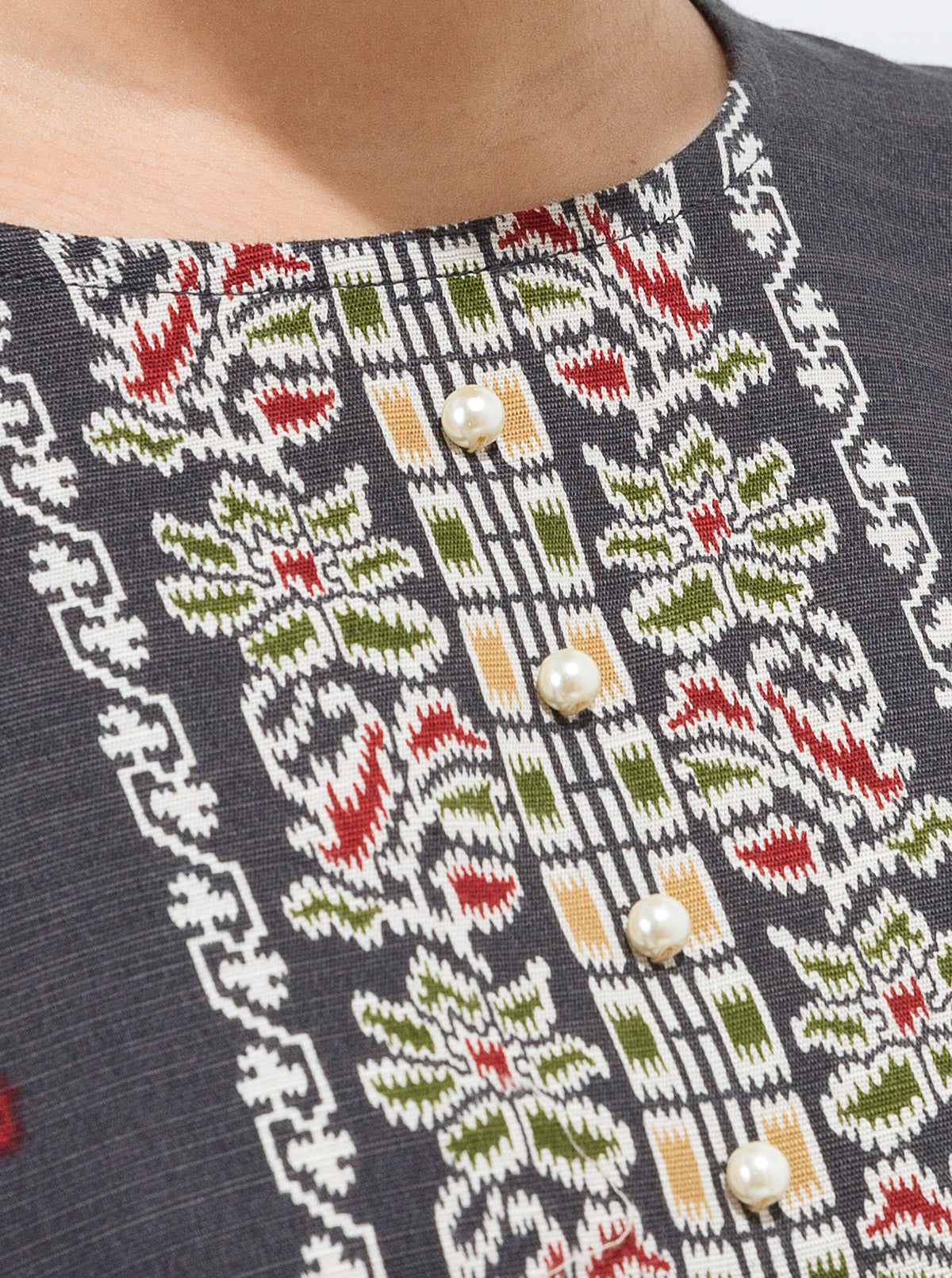 3 PIECE - PRINTED WITH SHAWL KHADDAR SUIT - GLORIOUS GREY MORBAGH WN_21