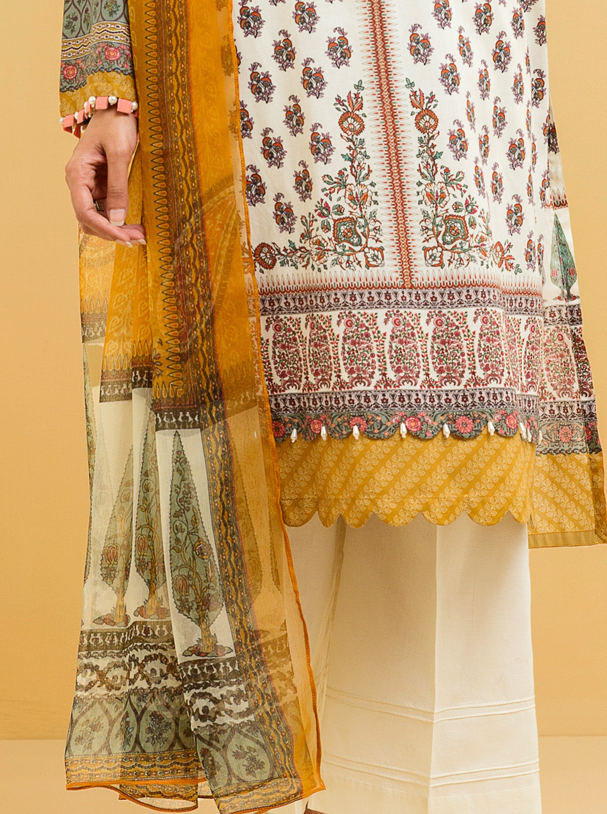 2 PIECE - PRINTED LAWN SUIT - CLASSICAL CRAFT MORBAGH SU_22