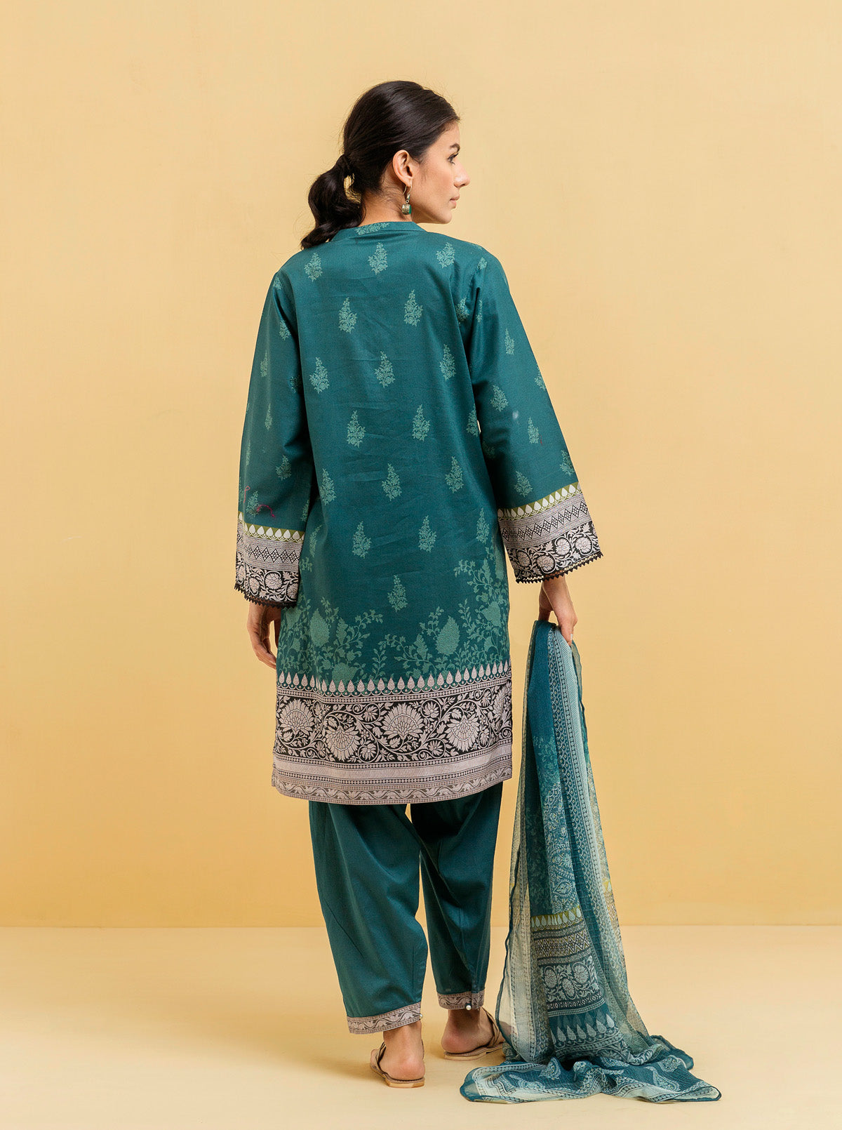 2 PIECE - PRINTED LAWN SUIT - TEAL JEWEL MORBAGH SU_22