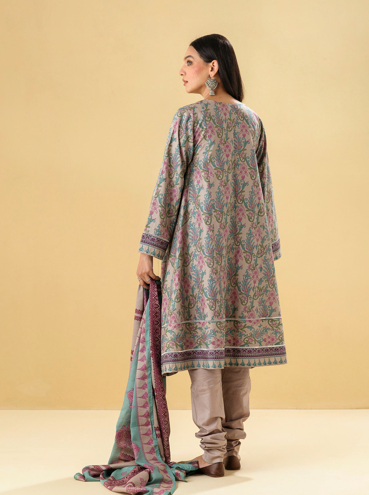 2 PIECE - PRINTED LAWN SUIT - GRAY DAWN MORBAGH SU_22