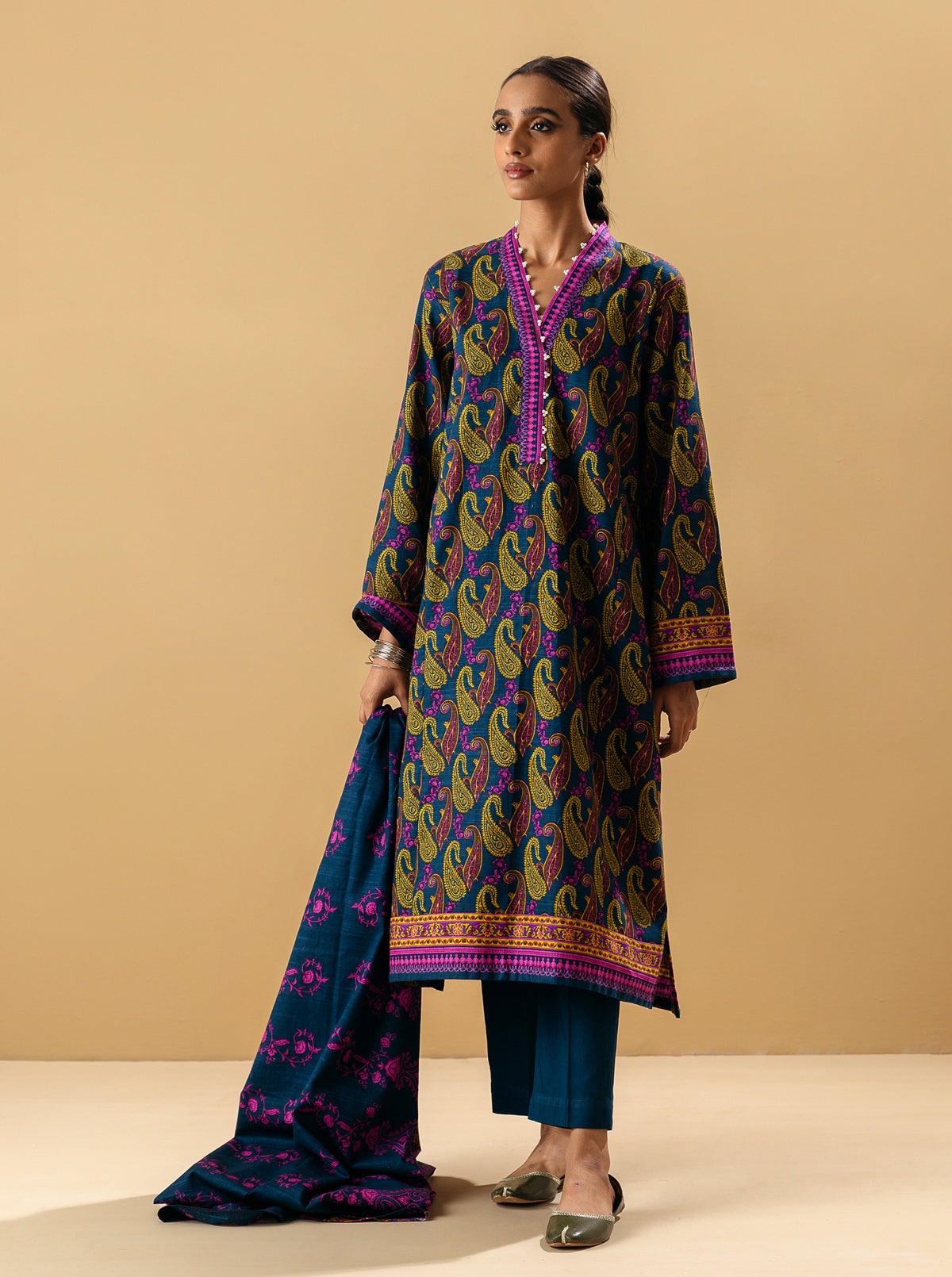 2 PIECE - PRINTED KHADDAR SUIT - RADIANT VALUES MORBAGH WN_22